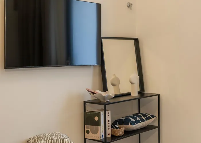 Apartment 02 - Les Artes